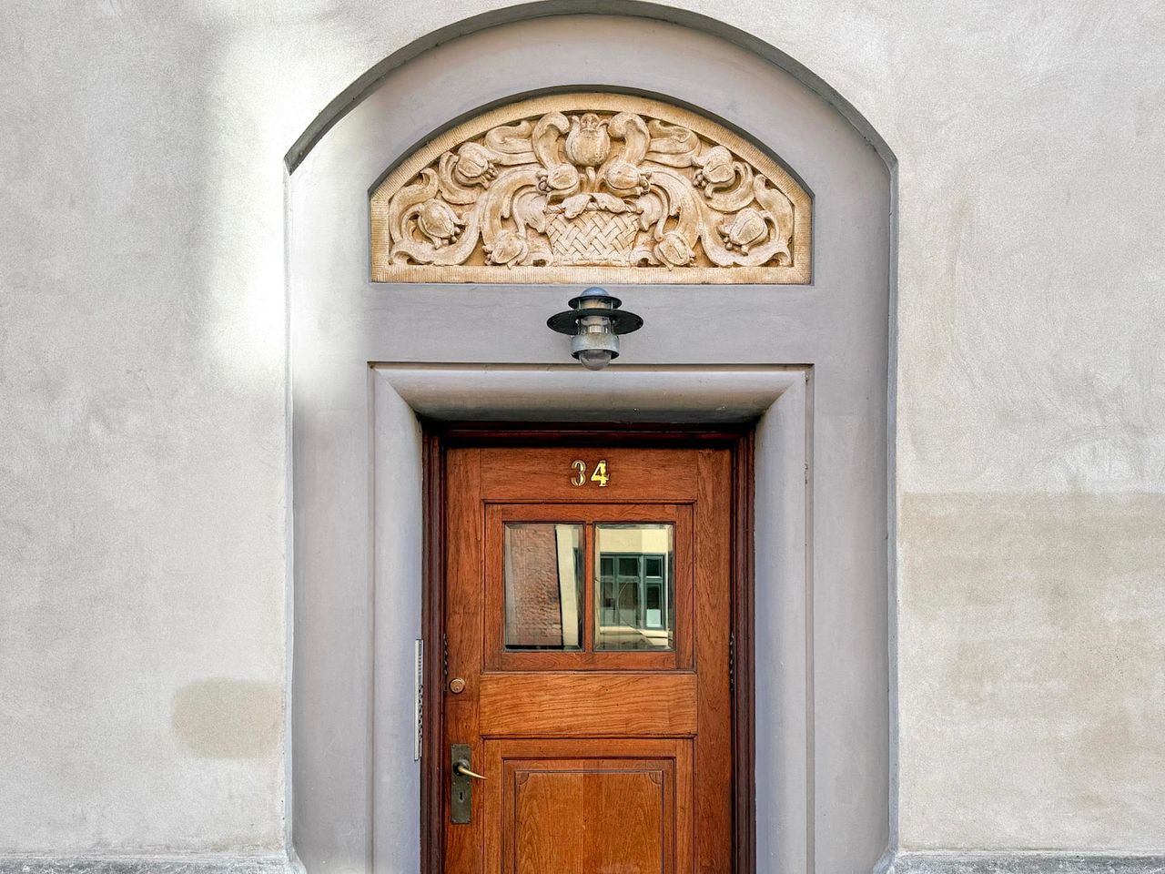 image 02